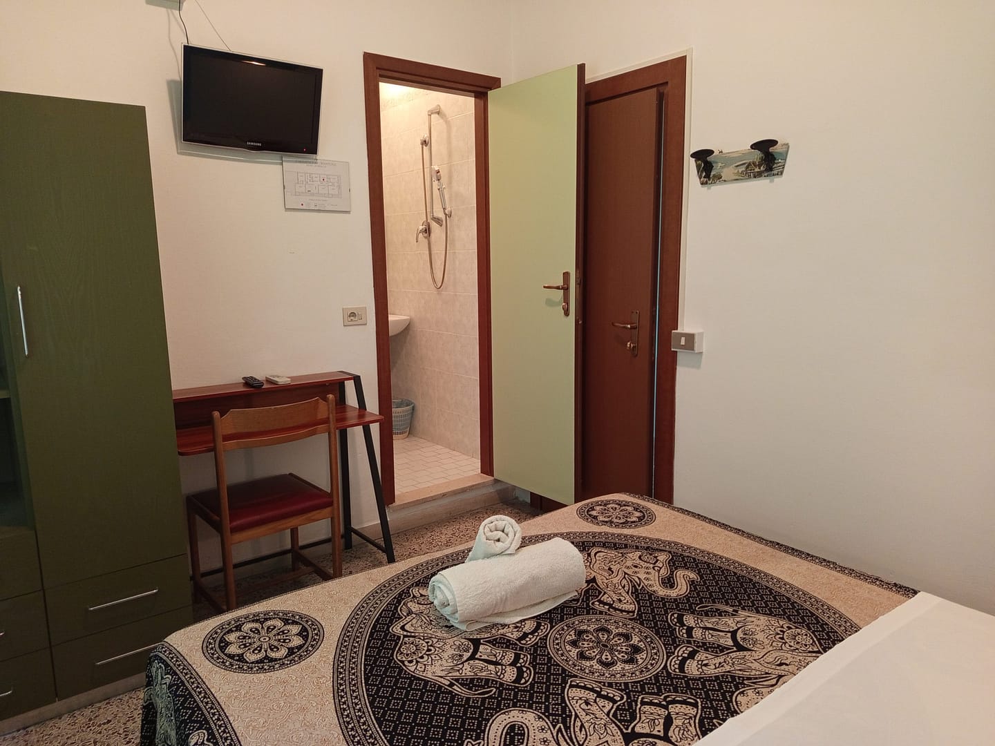 Camera Singola con letto matrimoniale
